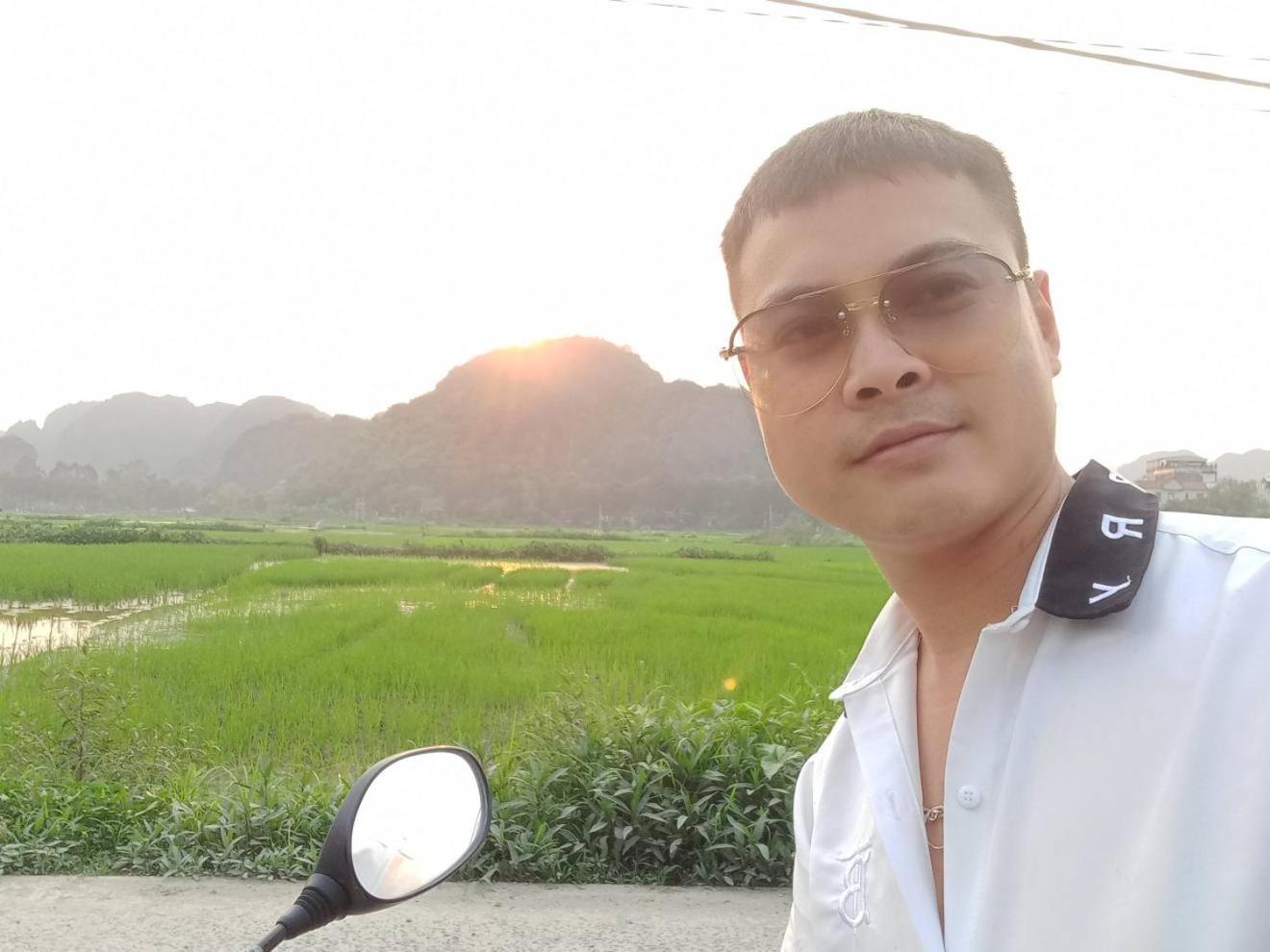 Tam Coc Riverside