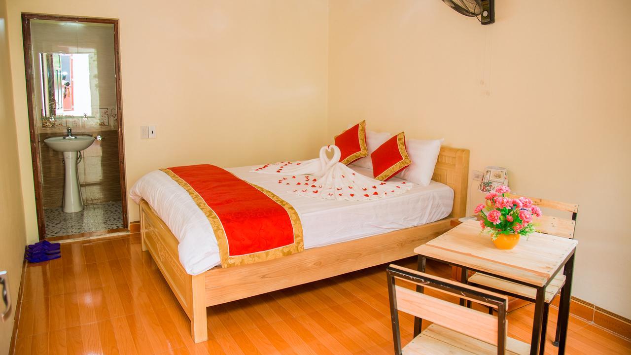 Homestay Tam Coc Riverside *
